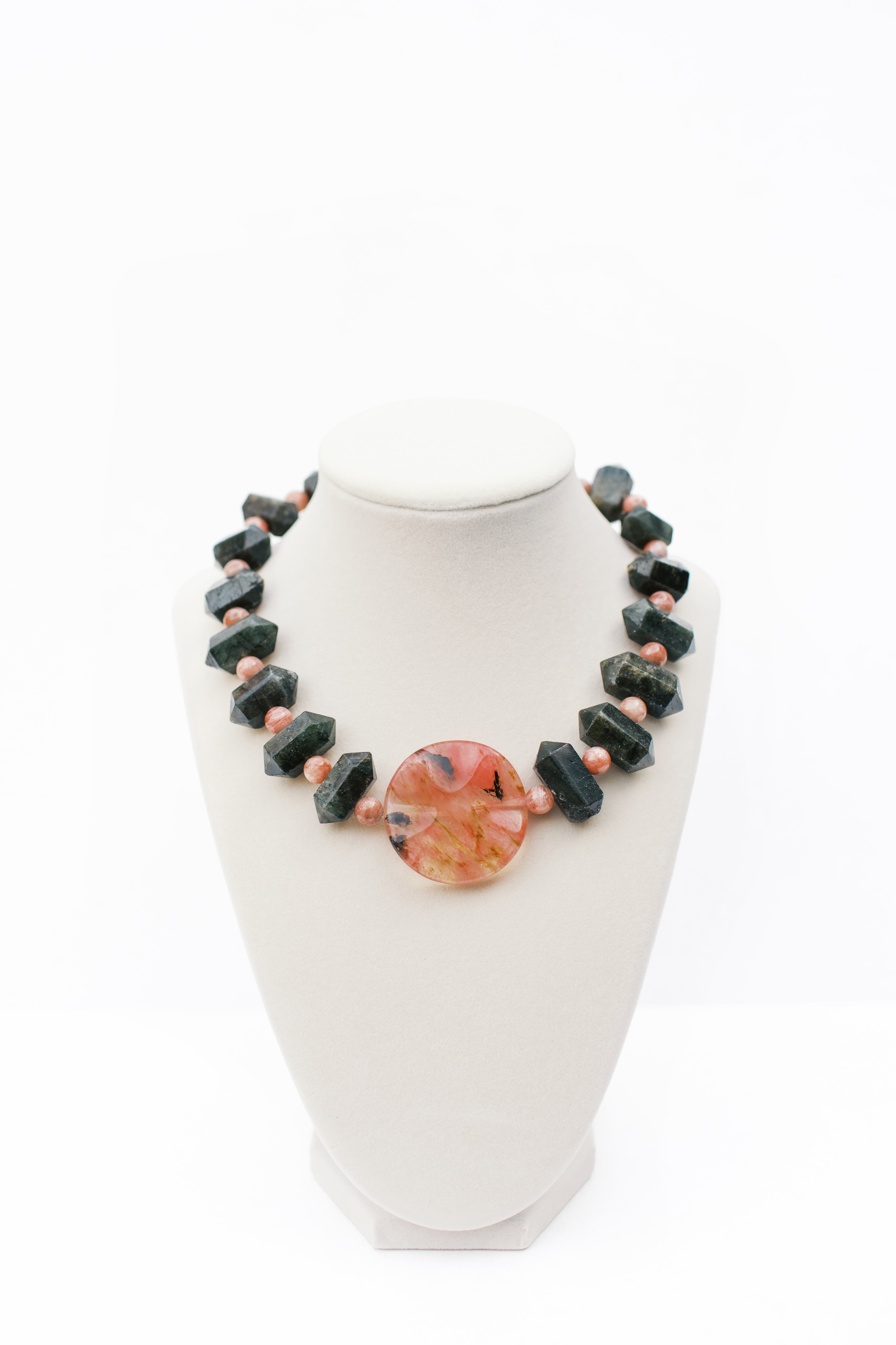 Dark Green Quartz and Peach Moonstone Pendant Necklace
